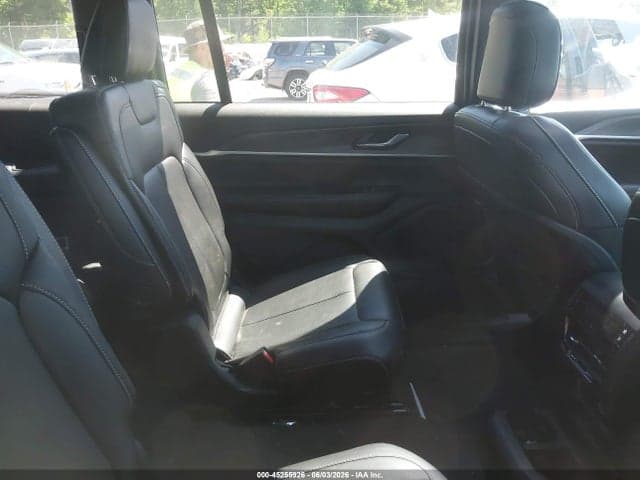 2025 JEEP GRAND CHEROKEE L LIMITED 4X4 8
