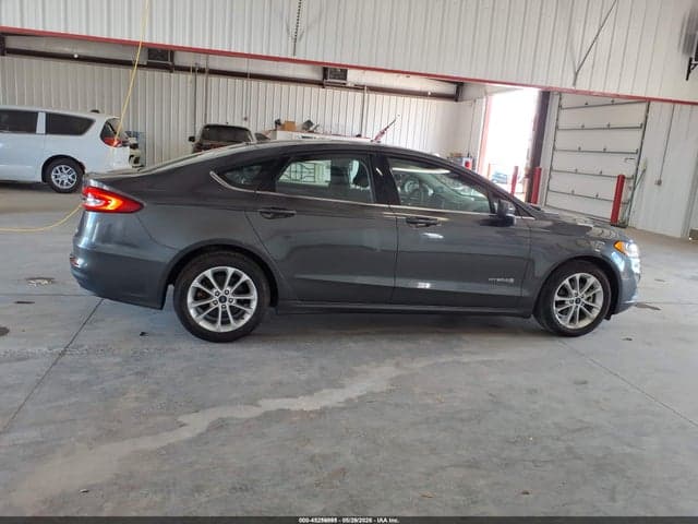 2019 FORD FUSION HYBRID SE 13