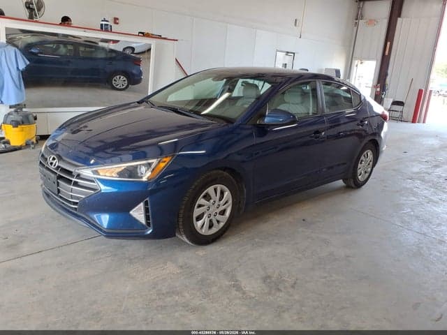 2020 HYUNDAI ELANTRA SE 2