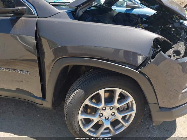 2024 JEEP COMPASS LATITUDE LUX FWD 18