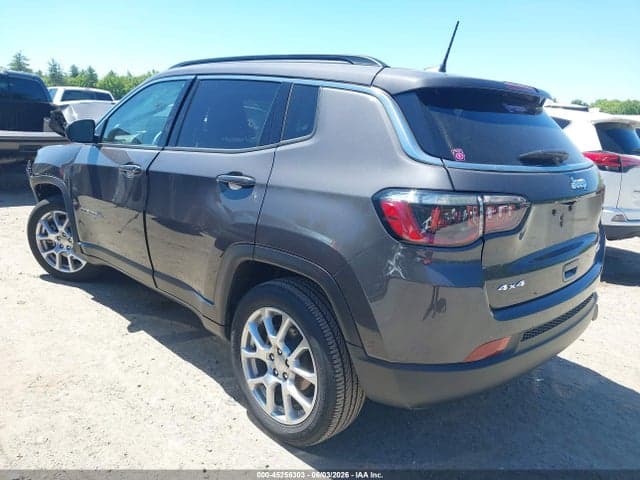 2024 JEEP COMPASS LATITUDE LUX FWD 3