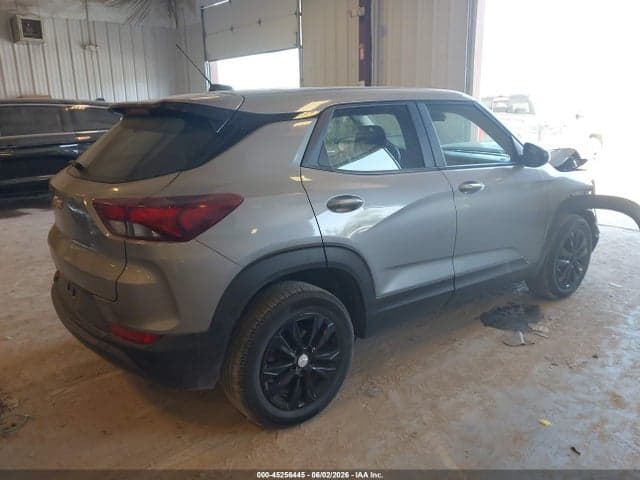 2023 CHEVROLET TRAILBLAZER AWD LS 4