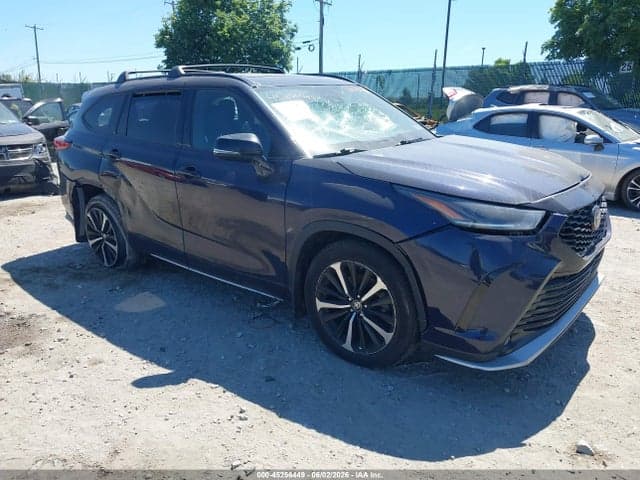 2022 TOYOTA HIGHLANDER XSE