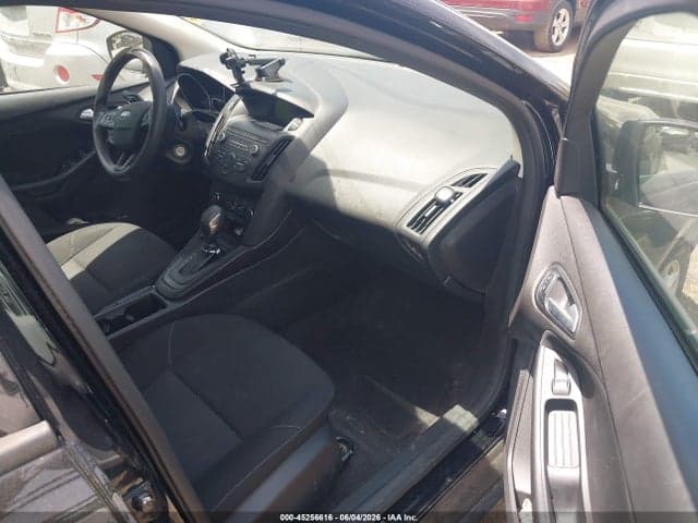 2018 FORD FOCUS SE 5