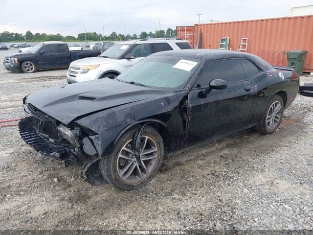 2019 DODGE CHALLENGER SXT AWD 2