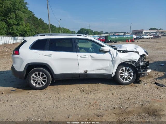 2019 JEEP CHEROKEE LATITUDE FWD 13