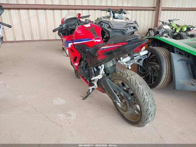 2025 HONDA CBR500 RA 3