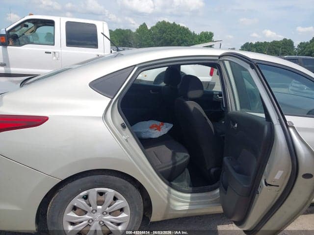 2019 HYUNDAI ACCENT SE 8