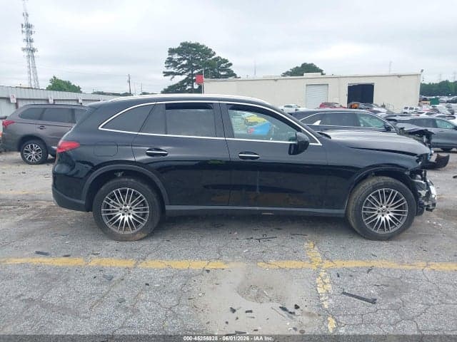 2024 MERCEDES-BENZ GLC 300 SUV 12