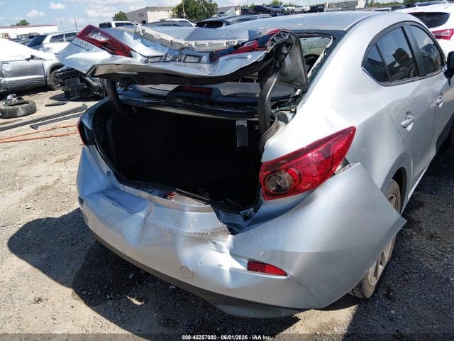 2018 MAZDA MAZDA3 TOURING 6