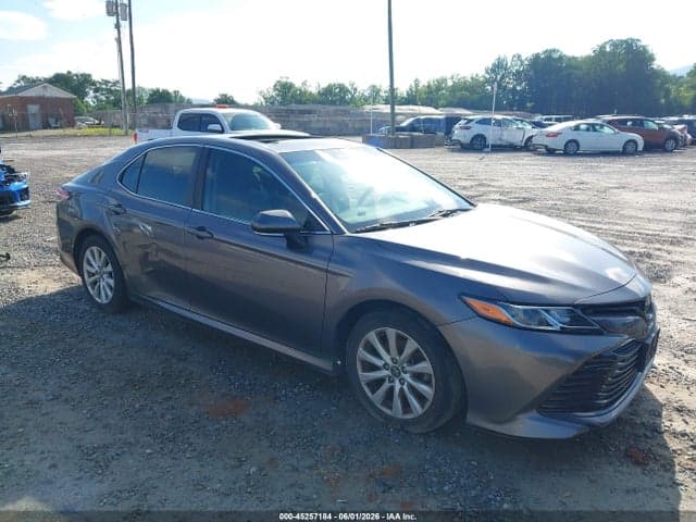 2018 TOYOTA CAMRY LE