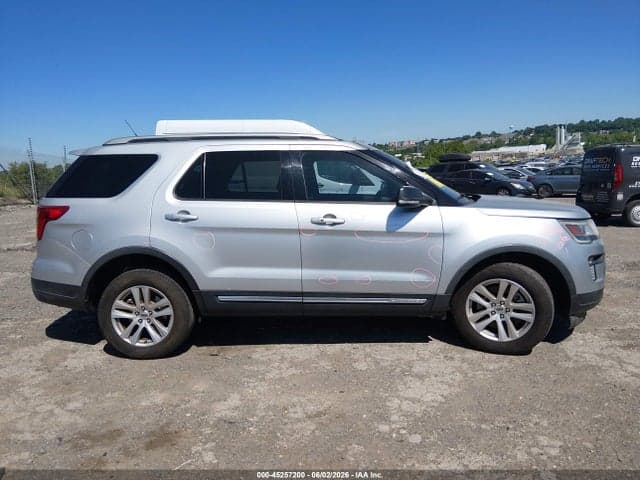 2018 FORD EXPLORER XLT 13