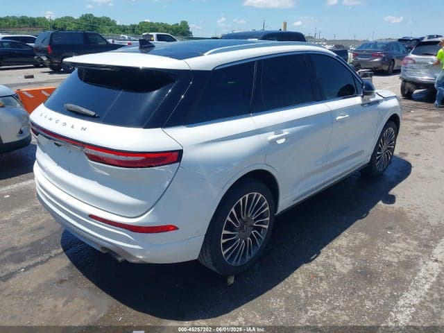 2020 LINCOLN CORSAIR RESERVE 4