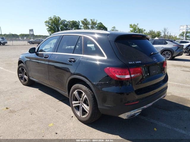 2019 MERCEDES-BENZ GLC 300 4MATIC 3
