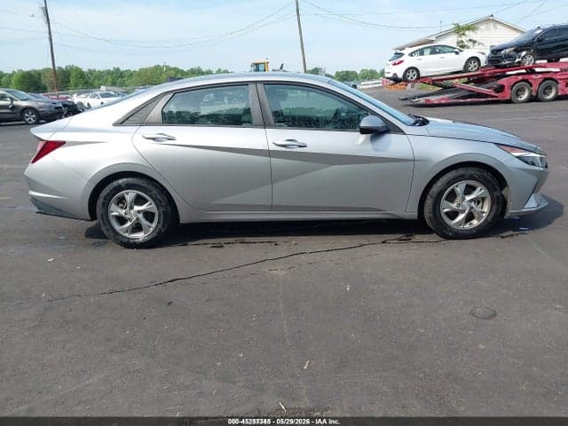 2021 HYUNDAI ELANTRA SE 13