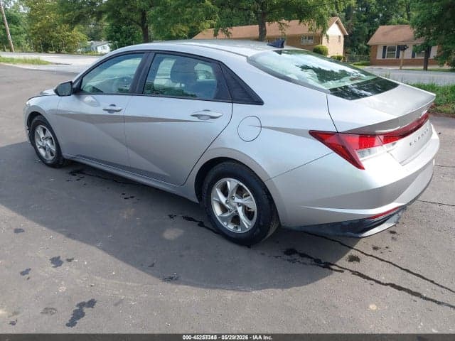 2021 HYUNDAI ELANTRA SE 3