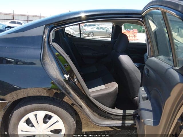 2024 NISSAN VERSA 1.6 S 8