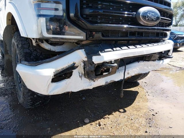 2022 FORD F-350 LARIAT 11