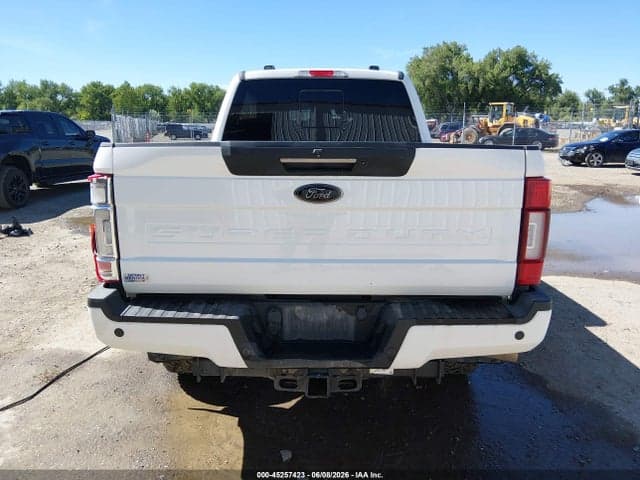 2022 FORD F-350 LARIAT 18