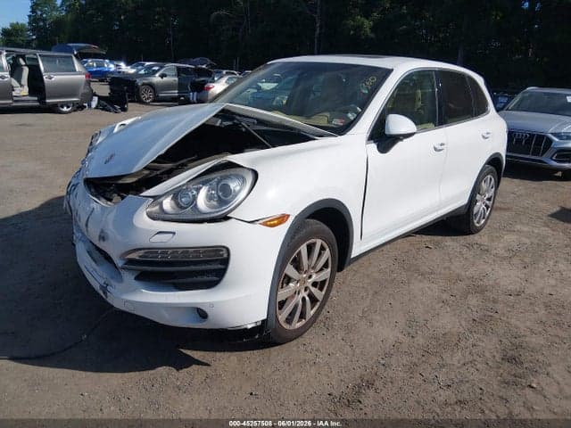 2014 PORSCHE CAYENNE S 2