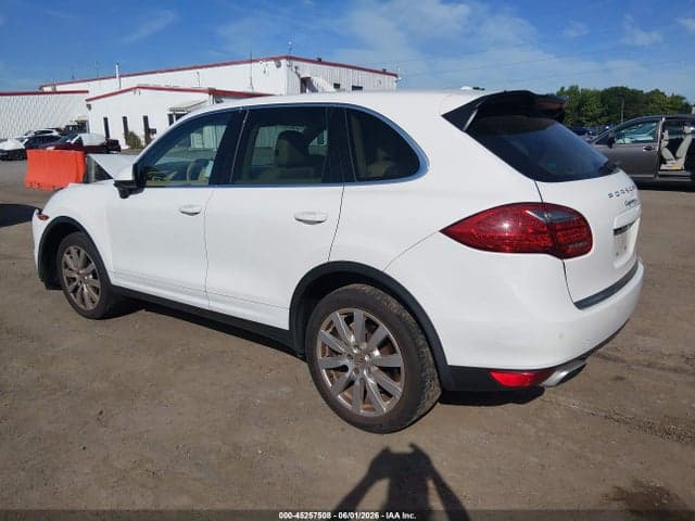 2014 PORSCHE CAYENNE S 3
