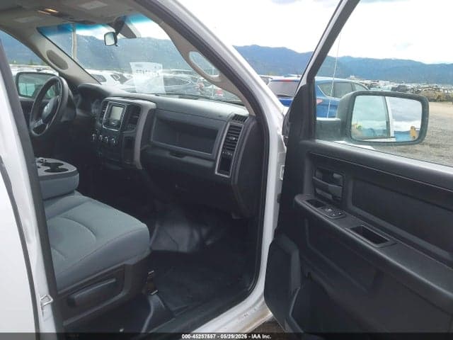 2019 RAM 1500 CLASSIC 5
