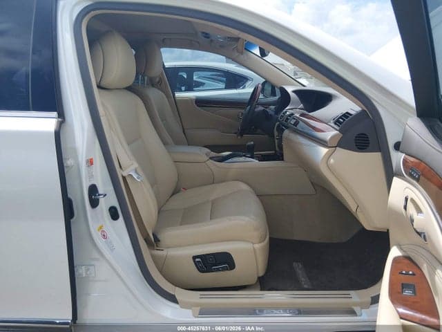 2017 LEXUS LS 460 L 5