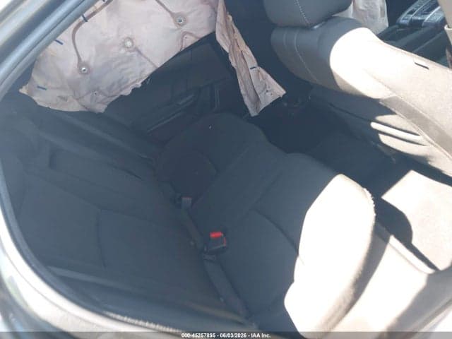 2018 HONDA CIVIC EX 8