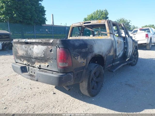 2020 RAM 1500 CLASSIC WARLOCK 4X4 6'4 BOX 4