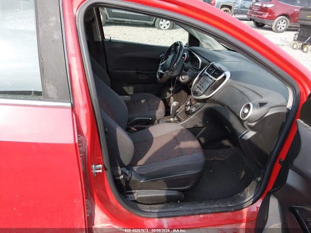 2017 CHEVROLET SONIC LT AUTO 5