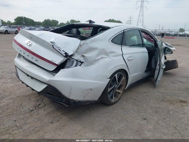 2021 HYUNDAI SONATA SEL PLUS 4