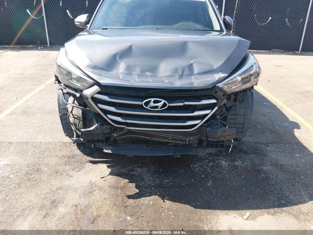 2017 HYUNDAI TUCSON SE PLUS 6
