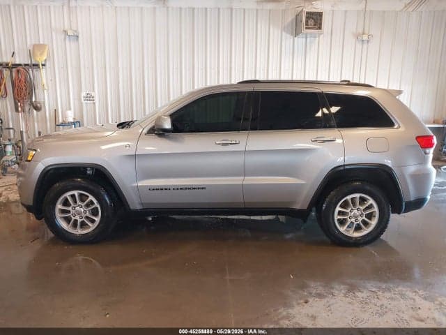 2019 JEEP GRAND CHEROKEE LAREDO E 4X4 14