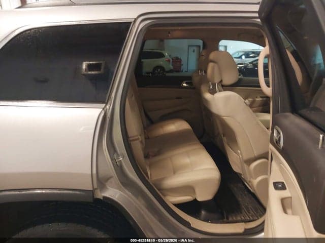 2019 JEEP GRAND CHEROKEE LAREDO E 4X4 8