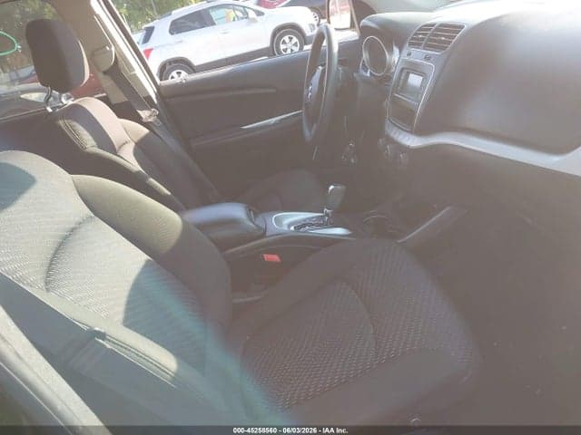 2019 DODGE JOURNEY SE 5