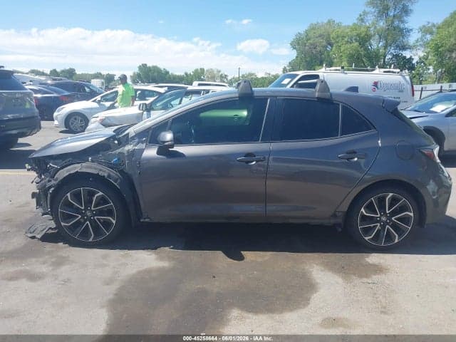 2021 TOYOTA COROLLA XSE 15