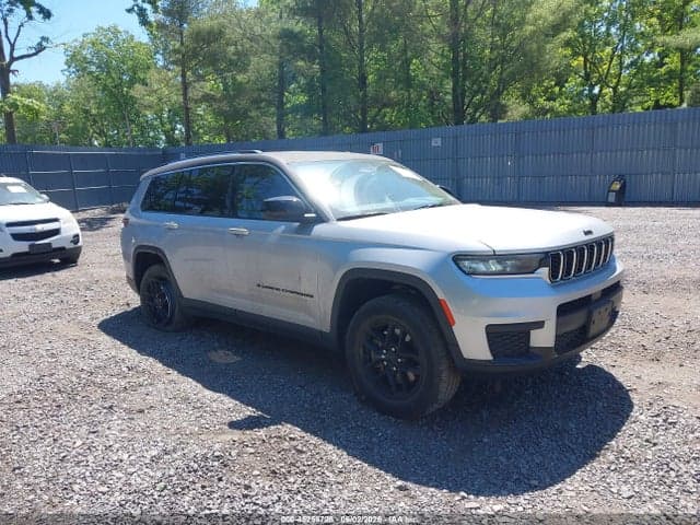2022 JEEP GRAND CHEROKEE L LAREDO 4X4