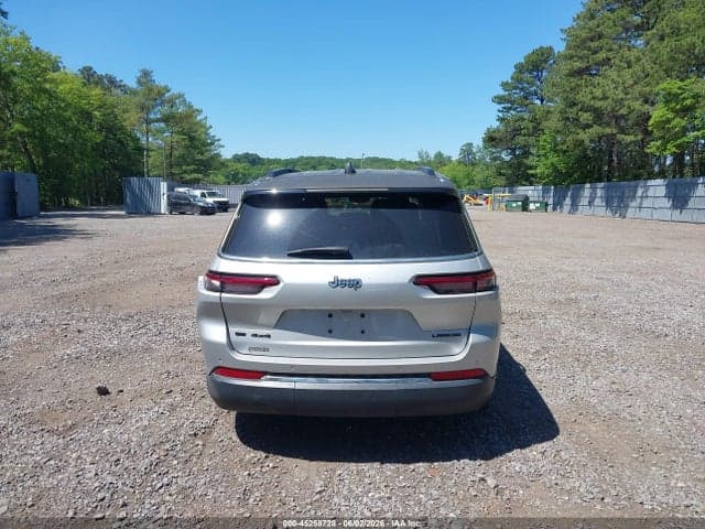 2022 JEEP GRAND CHEROKEE L LAREDO 4X4 16