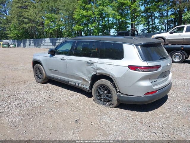 2022 JEEP GRAND CHEROKEE L LAREDO 4X4 3