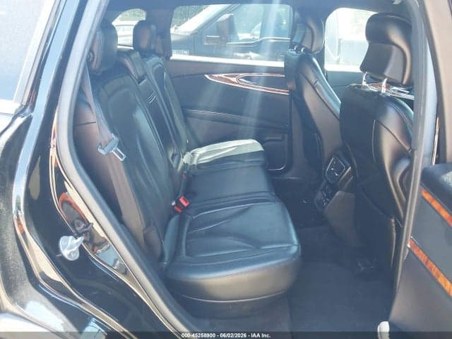 2017 LINCOLN MKX RESERVE 8