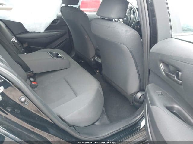 2023 TOYOTA COROLLA LE 8