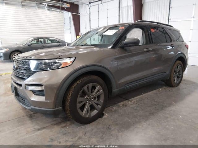 2021 FORD EXPLORER XLT 2