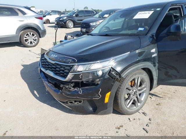 2023 KIA SELTOS LX 6