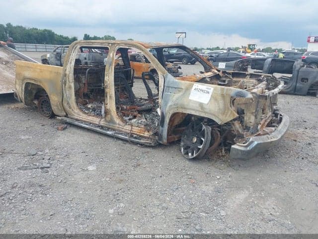 2023 GMC SIERRA 1500 4WD SHORT BOX SLT