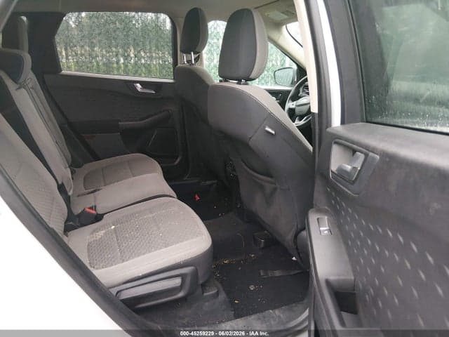 2020 FORD ESCAPE SE 8
