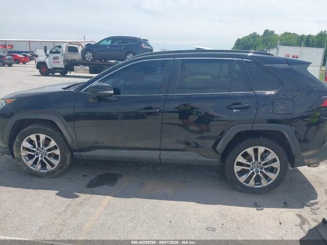2019 TOYOTA RAV4 XLE PREMIUM 14