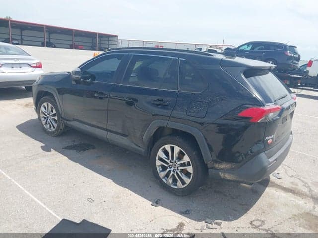 2019 TOYOTA RAV4 XLE PREMIUM 3