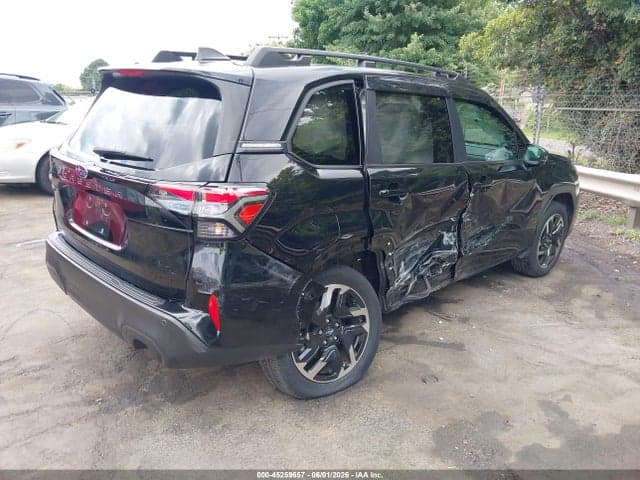 2025 SUBARU FORESTER LIMITED 4