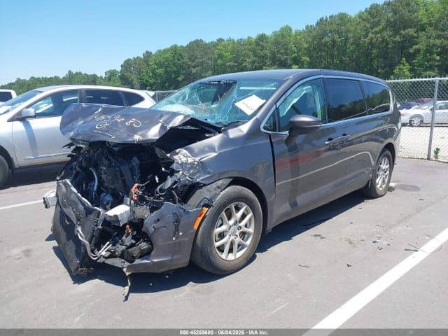2023 CHRYSLER PACIFICA TOURING L 2