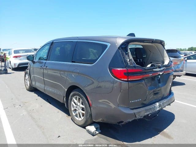 2023 CHRYSLER PACIFICA TOURING L 3